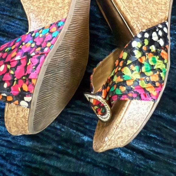 Qupid Women's Colorful Wedge Sandals with Buckle - Picture 4 of 4